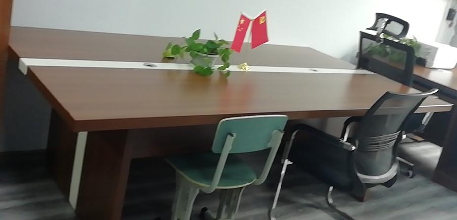 会议桌